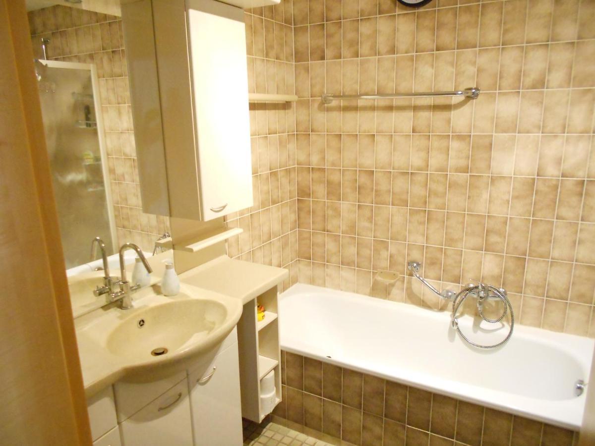 Grosses Zimmer Bad Kueche Wohnzimmer Terasse Garten Zentral Ruhig Landsberg am Lech Exterior foto