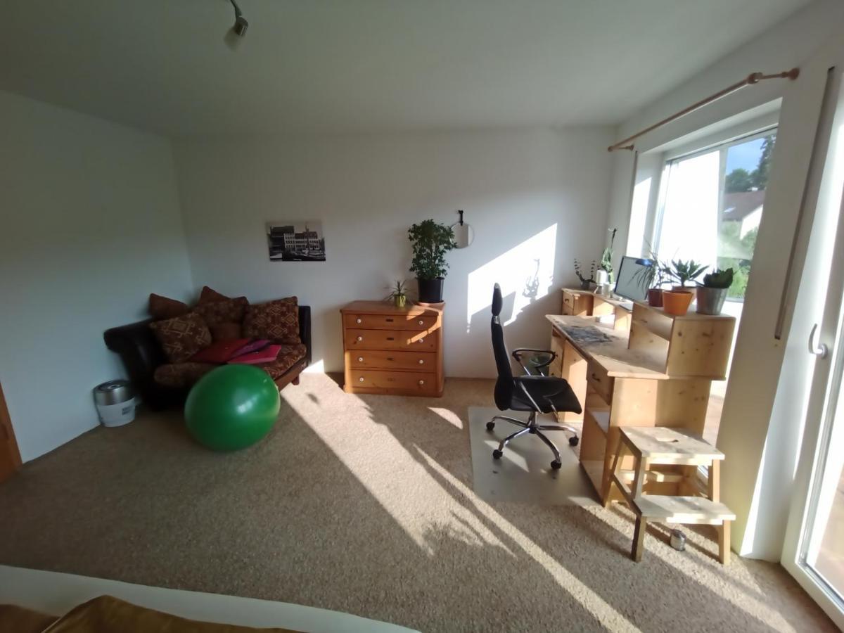 Grosses Zimmer Bad Kueche Wohnzimmer Terasse Garten Zentral Ruhig Landsberg am Lech Exterior foto